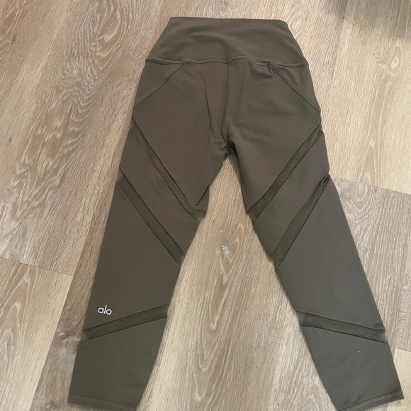 Alo Yoga Crapi - Picture 4 of 8